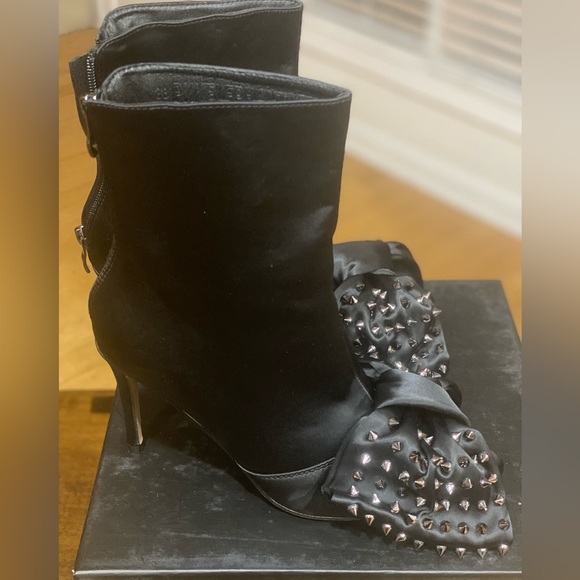 Bow Statement Boots by Pink Elephant - Picture 6 of 10